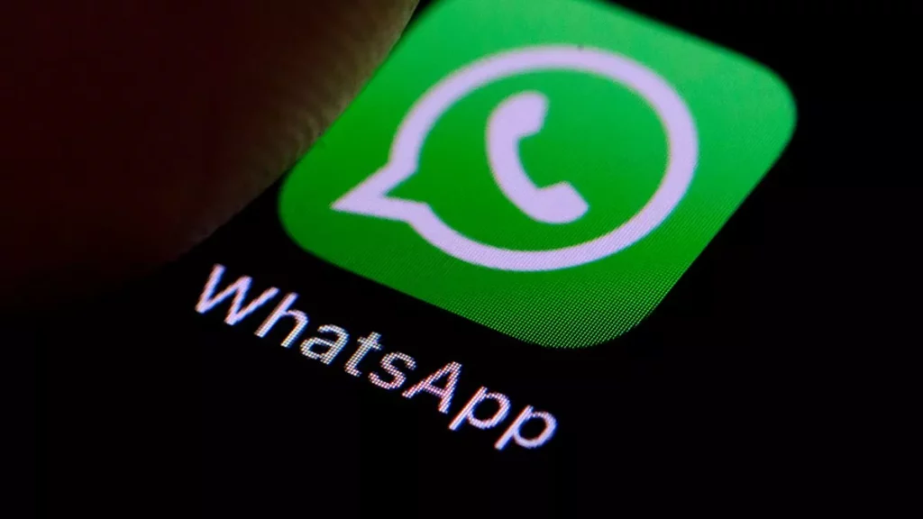 WhatsApp App global messenger app scam